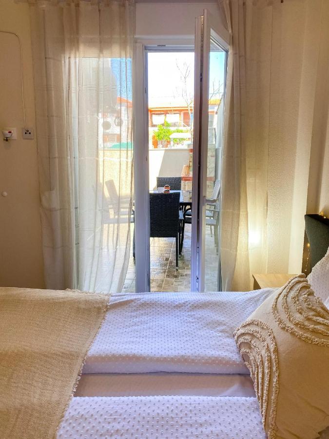 Neroli Apartments ニキティ エクステリア 写真