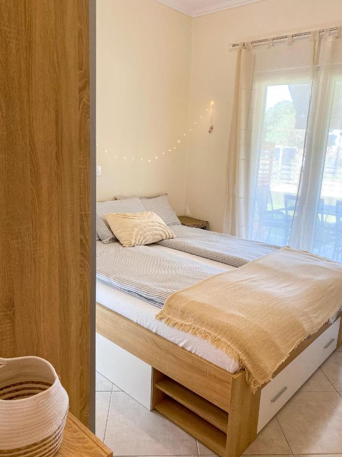 Neroli Apartments ニキティ エクステリア 写真